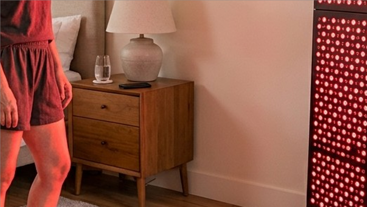 Revolutionize Your Post-Golf Routine with the Magic of Red Light Therapy